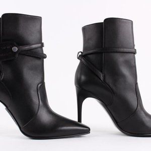 Off-White™ sz39 Black Leather Zip Tie Tag Ziptie